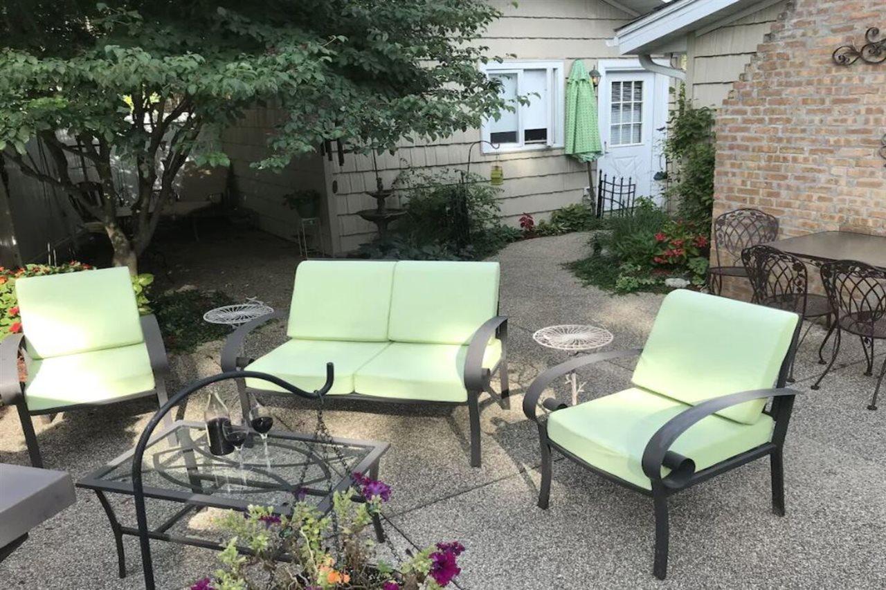 1810 Emerson House Bed & Breakfast - Adults Only ベロイト エクステリア 写真